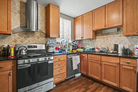 850 North Keystone Avenue Chicago IL 60651