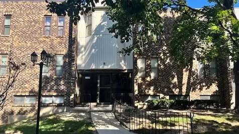 2275 Country Club Drive Woodridge IL 60517