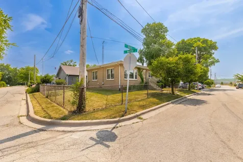 715 Water Street Joliet IL 60436