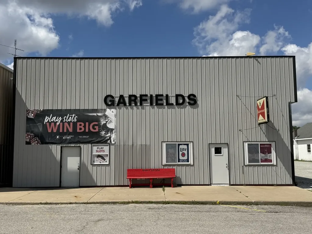 112 E Garfield Avenue Cissna Park IL 60924