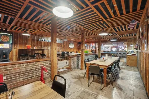 112 E Garfield Avenue Cissna Park IL 60924