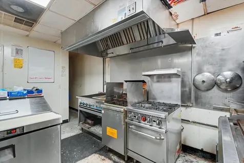 112 E Garfield Avenue Cissna Park IL 60924