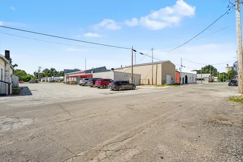 112 E Garfield Avenue Cissna Park IL 60924