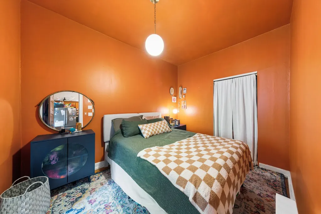 2434 North Albany Avenue Chicago IL 60647
