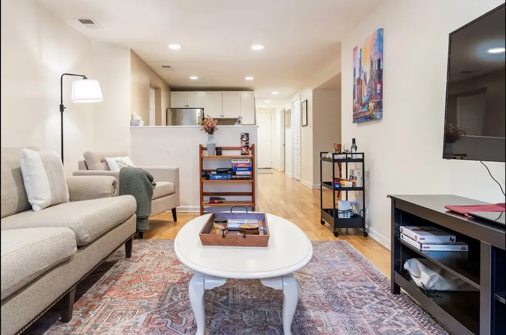 2434 North Albany Avenue Chicago IL 60647