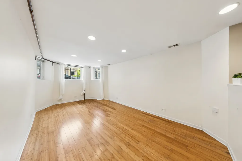 2434 North Albany Avenue Chicago IL 60647