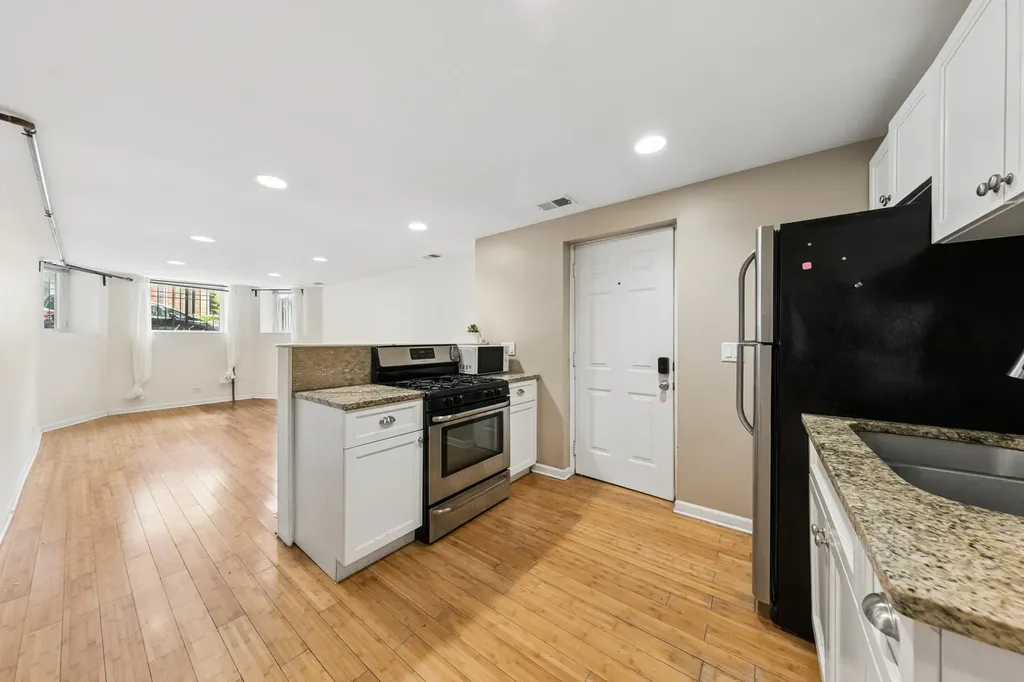 2434 North Albany Avenue Chicago IL 60647
