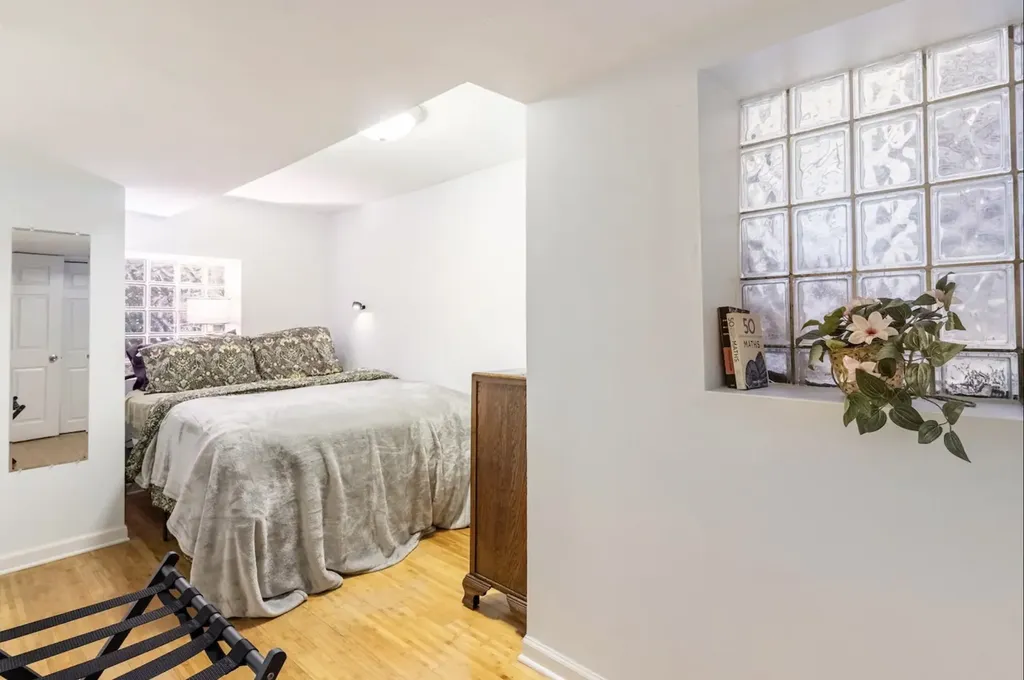 2434 North Albany Avenue Chicago IL 60647