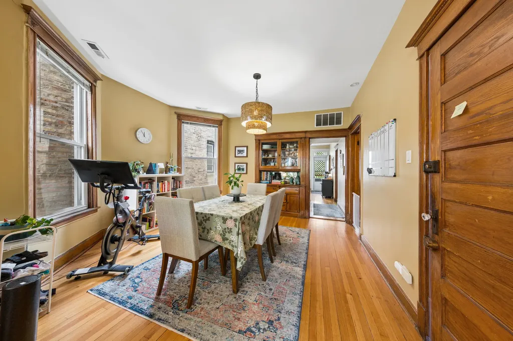 2434 North Albany Avenue Chicago IL 60647