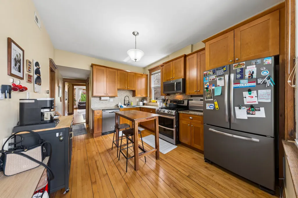 2434 North Albany Avenue Chicago IL 60647