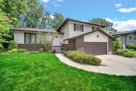 1105 North Hemlock Lane Mount Prospect IL 60056