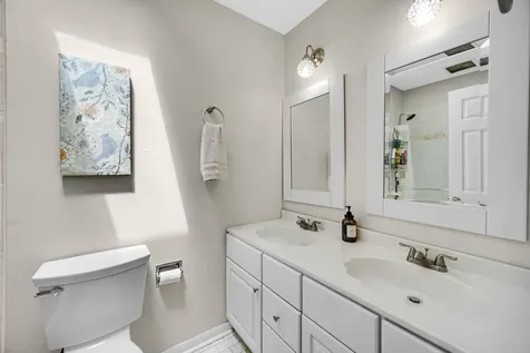 1105 North Hemlock Lane Mount Prospect IL 60056