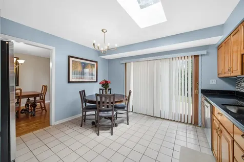 1105 North Hemlock Lane Mount Prospect IL 60056
