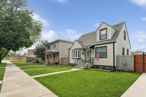 3933 West 85th Place Chicago IL 60652