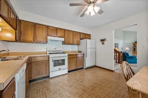 421 Kickapoo Avenue Batavia IL 60510