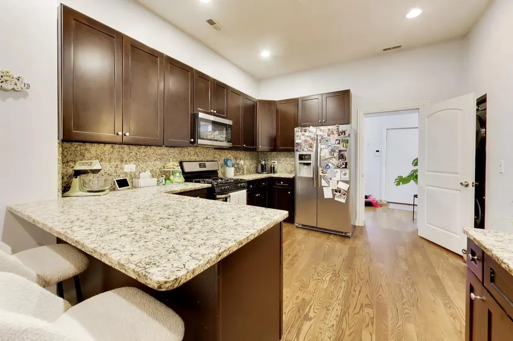 2441 West Augusta Boulevard Chicago IL 60622
