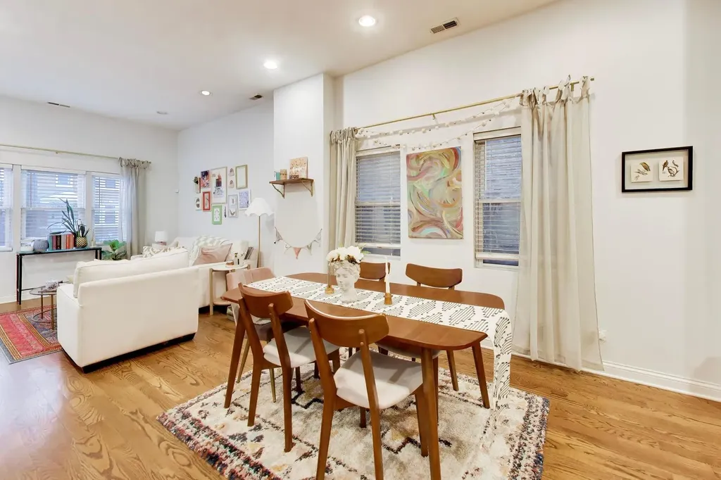 2441 West Augusta Boulevard Chicago IL 60622