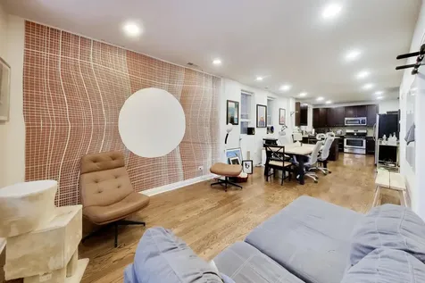 2441 West Augusta Boulevard Chicago IL 60622