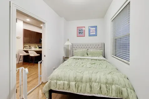 2441 West Augusta Boulevard Chicago IL 60622