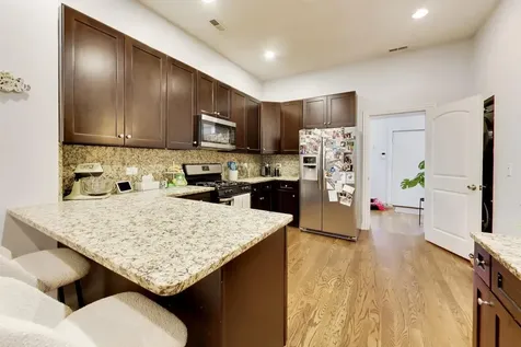 2441 West Augusta Boulevard Chicago IL 60622