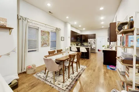 2441 West Augusta Boulevard Chicago IL 60622