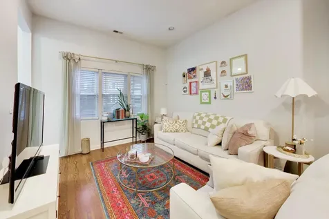 2441 West Augusta Boulevard Chicago IL 60622