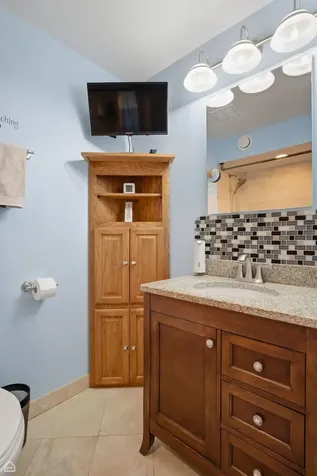 2733 South Michigan Avenue Chicago IL 60616