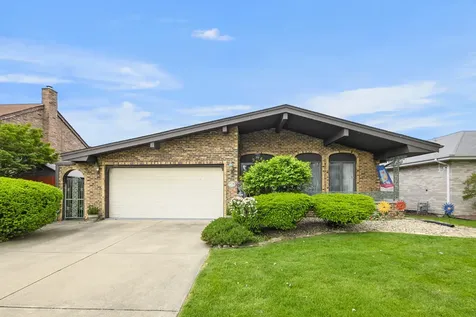 9346 South 55th Avenue Oak Lawn IL 60453