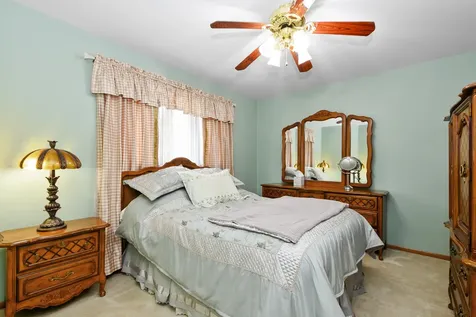 9346 South 55th Avenue Oak Lawn IL 60453