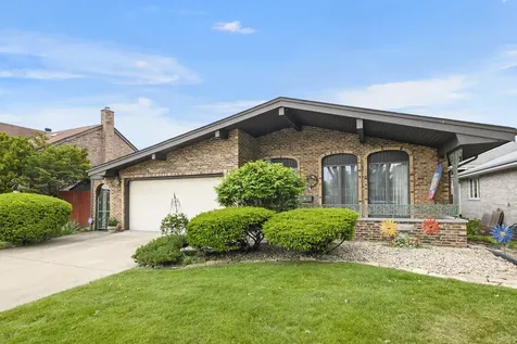9346 South 55th Avenue Oak Lawn IL 60453
