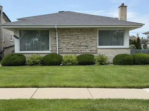 8506 North Clifton Avenue Niles IL 60714