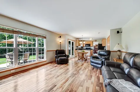 329 Millstream Lane Oswego IL 60543