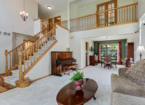329 Millstream Lane Oswego IL 60543