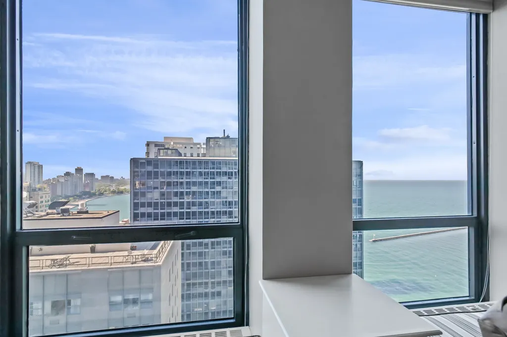 260 East Chestnut Street Chicago IL 60611
