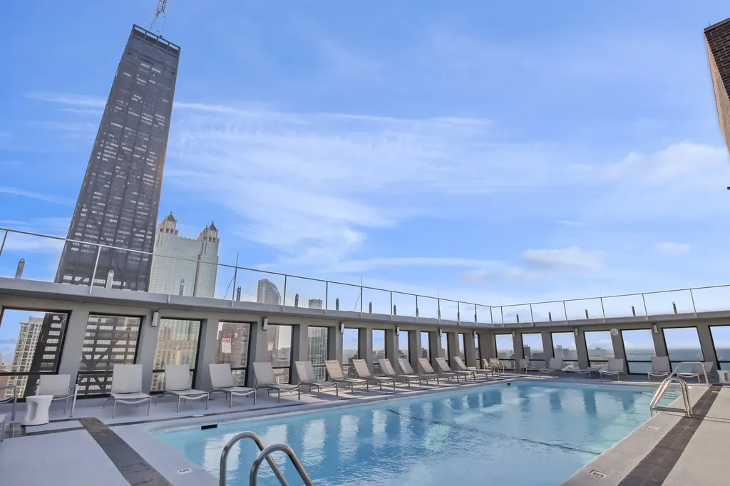 260 East Chestnut Street Chicago IL 60611