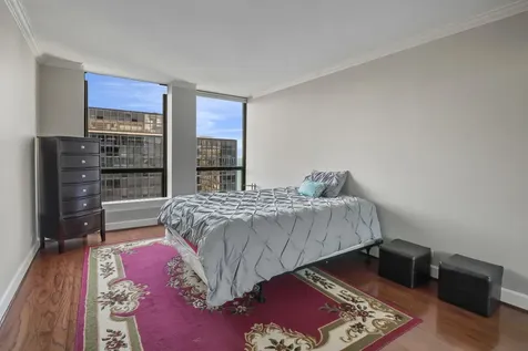 260 East Chestnut Street Chicago IL 60611