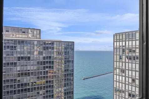 260 East Chestnut Street Chicago IL 60611