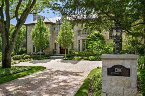 1380 Westmoor Trail Winnetka IL 60093