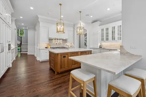 1380 Westmoor Trail Winnetka IL 60093