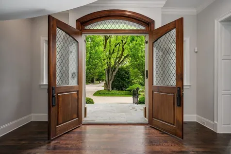 1380 Westmoor Trail Winnetka IL 60093