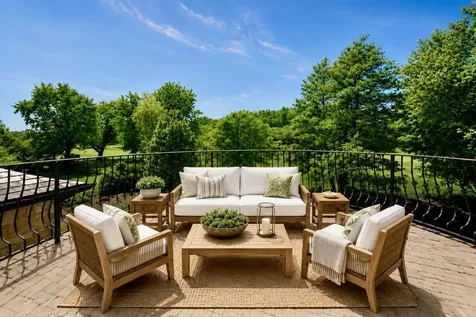 1380 Westmoor Trail Winnetka IL 60093