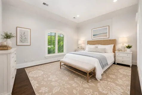 1380 Westmoor Trail Winnetka IL 60093