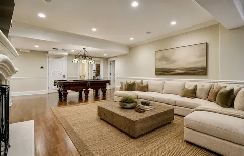1380 Westmoor Trail Winnetka IL 60093