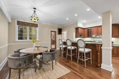 1380 Westmoor Trail Winnetka IL 60093