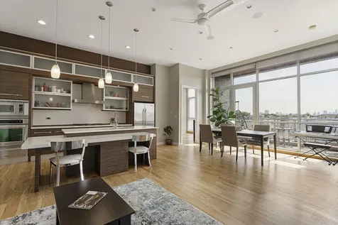 2408 West Rice Street Chicago IL 60622