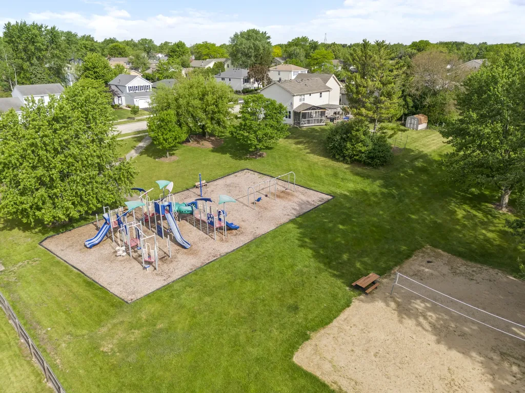 1623 Bayview Drive Lake Zurich IL 60047