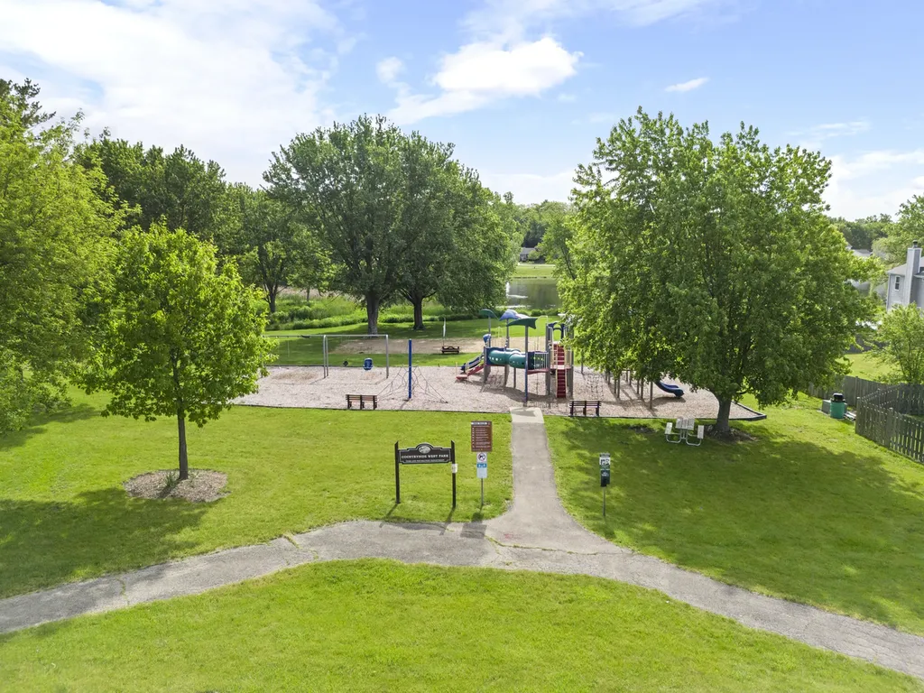 1623 Bayview Drive Lake Zurich IL 60047