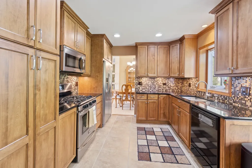 1623 Bayview Drive Lake Zurich IL 60047