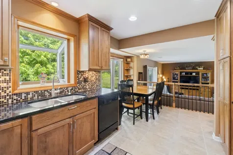 1623 Bayview Drive Lake Zurich IL 60047