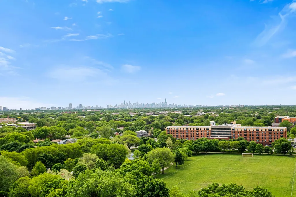7061 North Kedzie Avenue Chicago IL 60645
